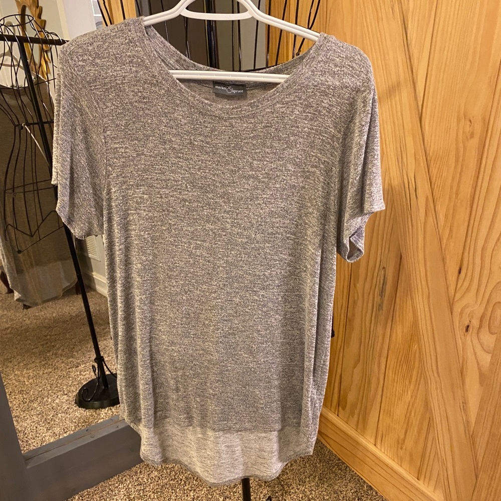 Market & Spruce Sam Hi Low knit short sleeve Tshirt
